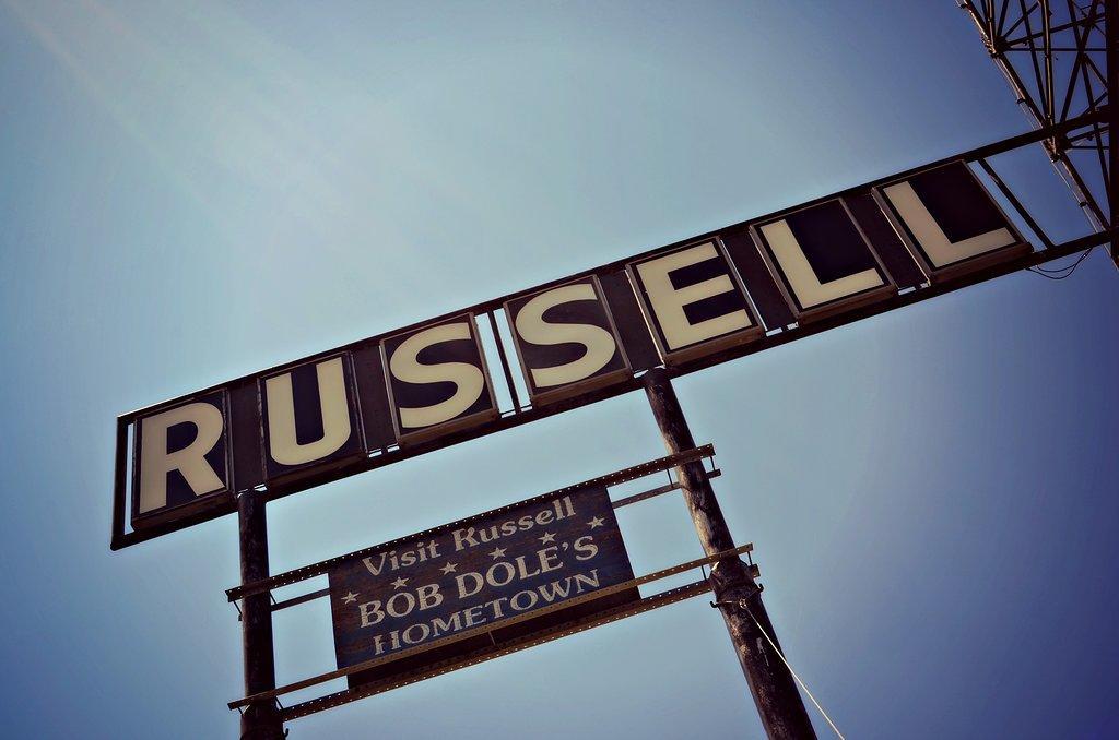 Fossil Creek Hotel & Suites Russell Eksteriør billede